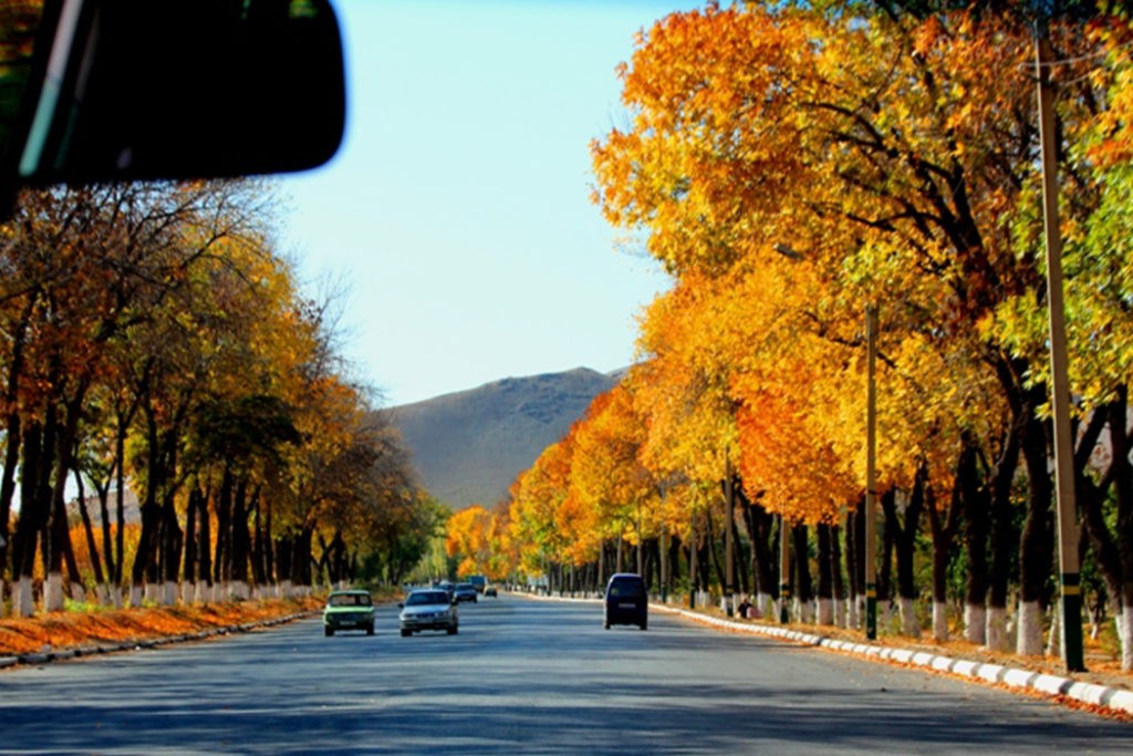 Осень в Джизаке