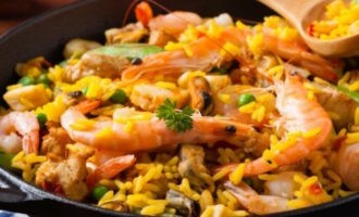 плов с морепродуктами